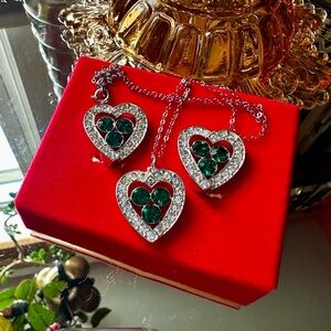 1961 Sarah Coventry Colleen Emerald Rhinestone Heart Shaped Jewelry Set